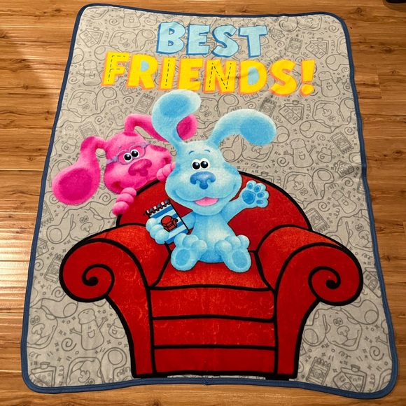 Nickelodeon Other - Blue's Clues Red Thinking Chair Throw Blanket
